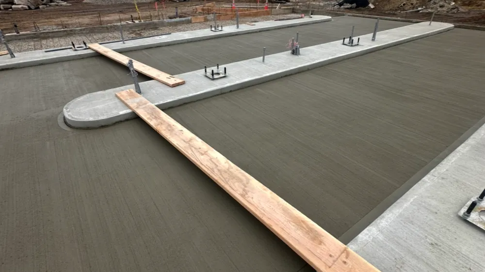Large slab pour. Executive Building Systems project.