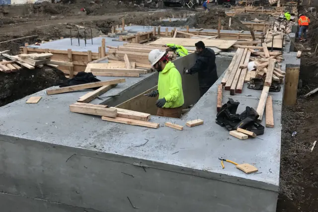 Slab placement. Executive Building Systems project.