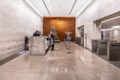 Finished lobby. Executive Building Systems project.