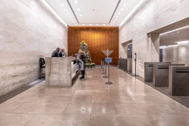 Finished lobby. Executive Building Systems project.